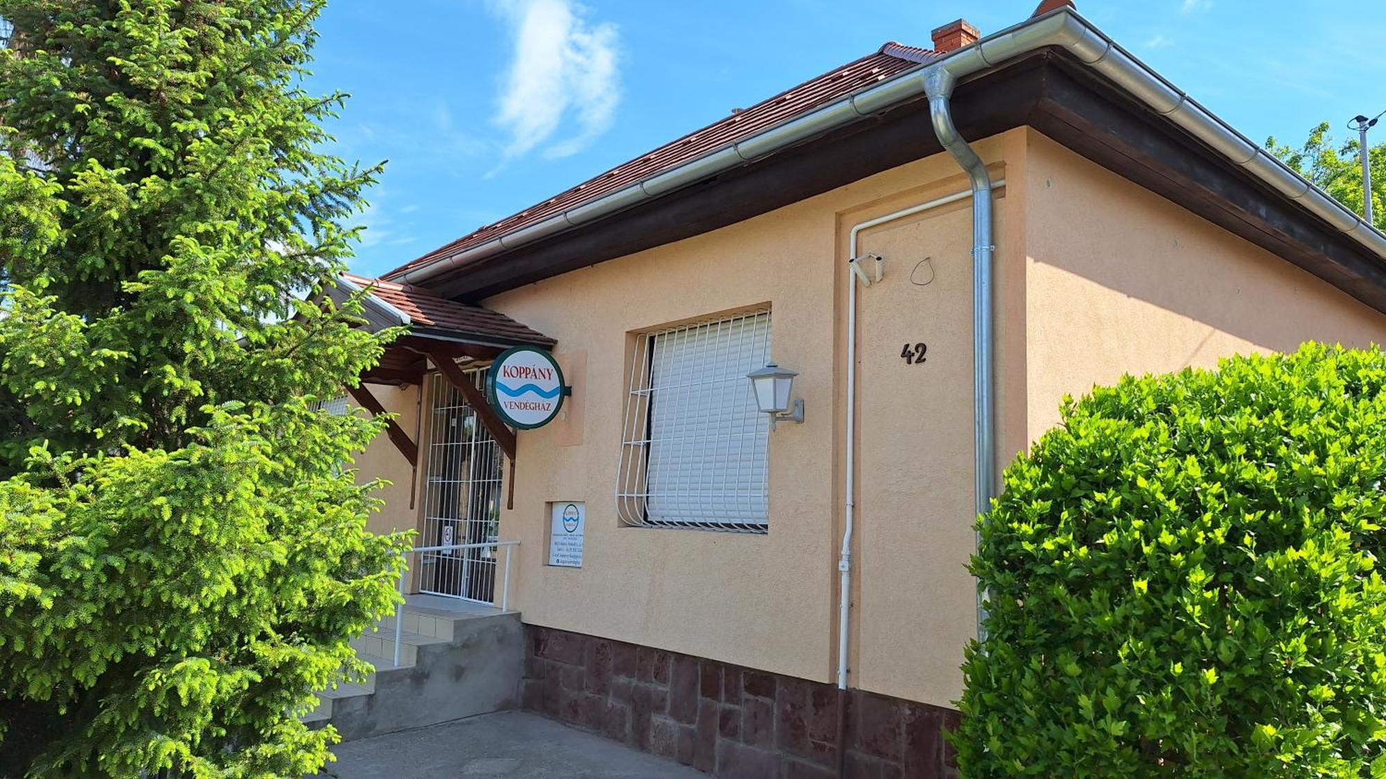 Koppany Vendeghaz Apartment Adand Luaran gambar